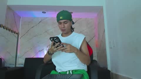 Snapshot of anyelo_sexyhot chatting on 2, 10, 2025 anyelo_sexyhot online show from 2, 10, 2025