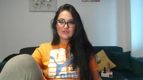 Snapshot of anyevyy chatting on 17, 5, 2026 AnyEvyy online show from 17, 5, 2026