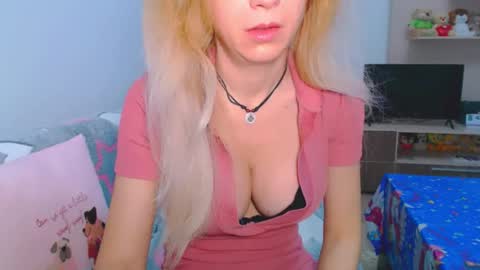 An online show from 23, 12, 2025