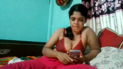 Snapshot of apa142817 chatting on 20, 6, 2026 Aparalux online show from 20, 6, 2026