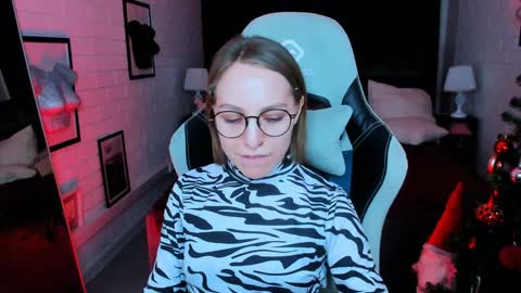 APHEX QUEEN online show from 6, 12, 2024