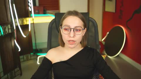 APHEX QUEEN online show from 4, 2, 2025