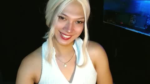 Snapshot of aphr0dite_x chatting on 30, 12, 2024 Roman Goddess online show from 30, 12, 2024