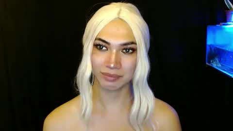 Snapshot of aphr0dite_x chatting on 4, 1, 2025 Roman Goddess online show from 4, 1, 2025