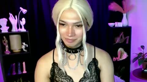 Snapshot of aphr0dite_x chatting on 16, 2, 2025 Roman Goddess online show from 16, 2, 2025