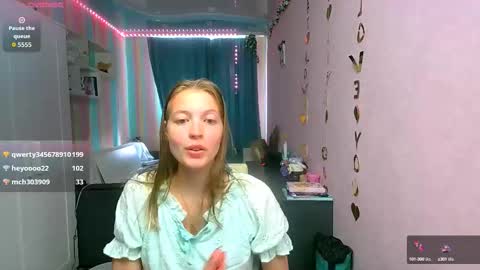 Aphrodite online show from 20, 9, 2025