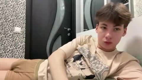 Snapshot of aplant_ chatting on 22, 10, 2025 aplant_ online show from 22, 10, 2025