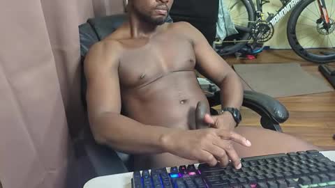 Snapshot of apollodarkmn chatting on 23, 4, 2026 apollodarkmn online show from 23, 4, 2026
