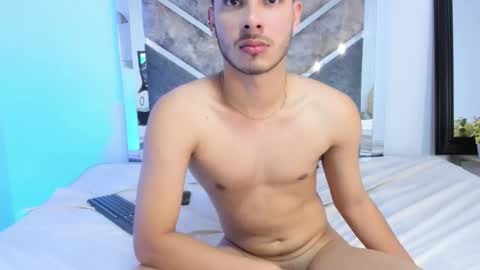 Snapshot of apolo_grayy chatting on 3, 2, 2026 Apolo Grayy online show from 3, 2, 2026