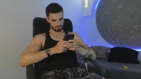 Apolo Lux  online show from 6, 2, 2026