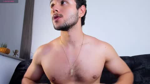 Snapshot of apoloklein_ chatting on 11, 5, 2026 Apolo Klein online show from 11, 5, 2026