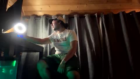 aponthier151 online show from 8, 11, 2025