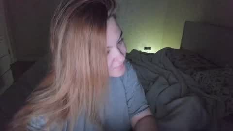 Snapshot of appleyummybuns chatting on 31, 7, 2026 appleyummybuns online show from 31, 7, 2026