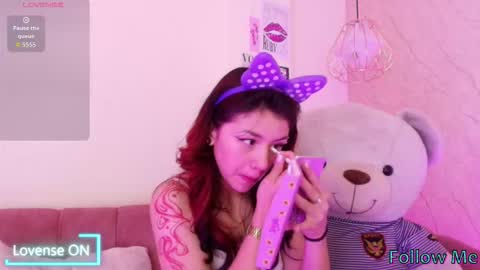 Snapshot of april_bennett chatting on 24, 9, 2025 online show from 24, 9, 2025