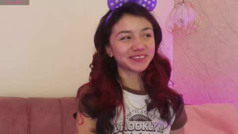Snapshot of april_bennett chatting on 30, 9, 2025 online show from 30, 9, 2025