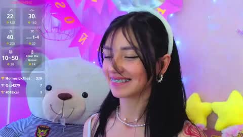 Snapshot of april_bennett chatting on 6, 7, 2026 online show from 6, 7, 2026