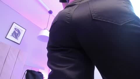 April online show from 17, 1, 2025