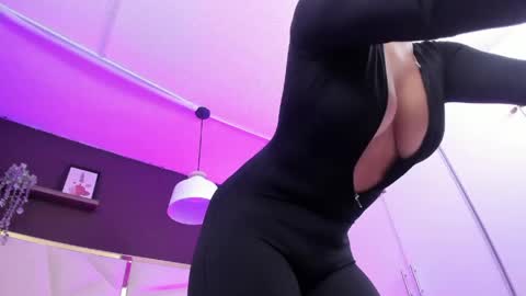 April online show from 26, 5, 2026