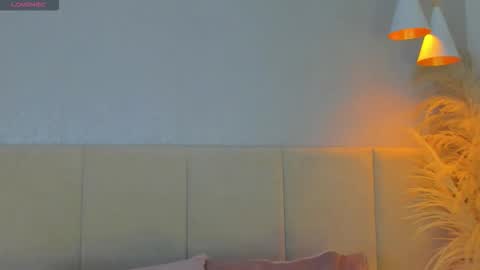 April online show from 12, 1, 2026