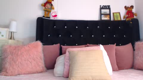 April online show from 28, 12, 2024