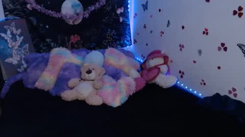 april_l6 online show from 6, 10, 2025