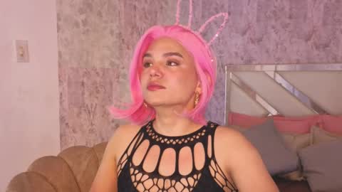 Isabella online show from 9, 4, 2026