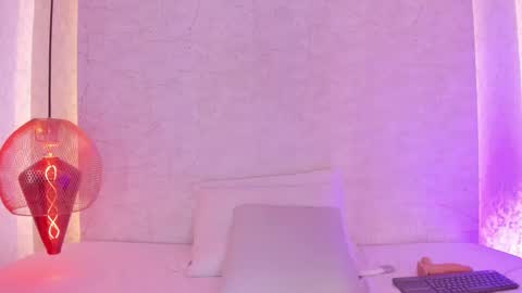 Snapshot of aprilalen chatting on 1, 3, 2025 April online show from 1, 3, 2025