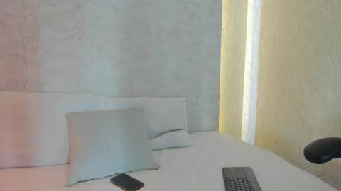 Snapshot of aprilalen chatting on 5, 3, 2025 April online show from 5, 3, 2025