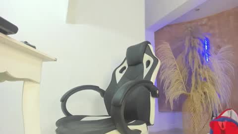 aprill_fox online show from 26, 12, 2024