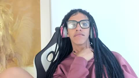 aprill_fox online show from 27, 2, 2025