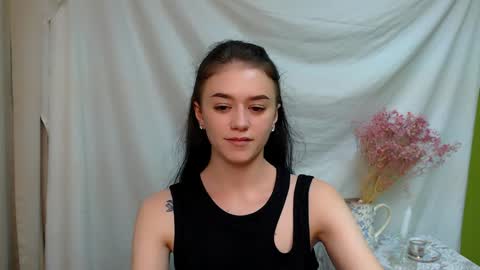 Aprill online show from 15, 1, 2025