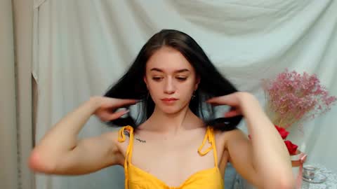 Aprill online show from 16, 1, 2025