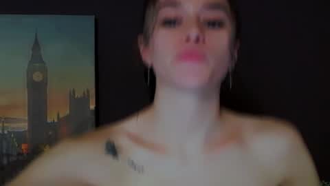 Aprill online show from 20, 1, 2025