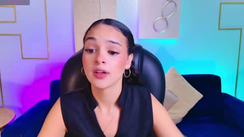 Snapshot of aprilrhodes_ chatting on 22, 12, 2024 April Rhodes online show from 22, 12, 2024