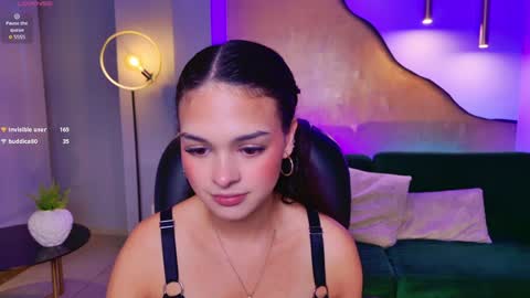 Snapshot of aprilrhodes_ chatting on 24, 12, 2024 April Rhodes online show from 24, 12, 2024