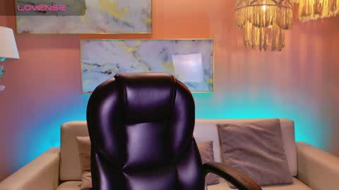 Snapshot of aprilrhodes_ chatting on 8, 1, 2025 April Rhodes online show from 8, 1, 2025