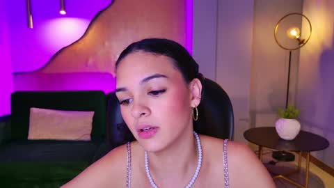 Snapshot of aprilrhodes_ chatting on 18, 1, 2025 April Rhodes online show from 18, 1, 2025