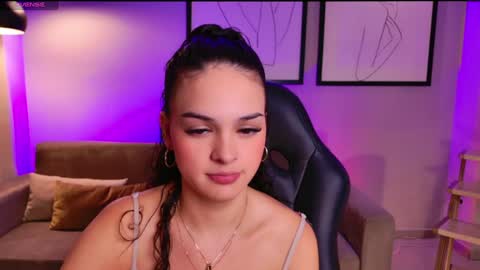 Snapshot of aprilrhodes_ chatting on 31, 1, 2025 April Rhodes online show from 31, 1, 2025