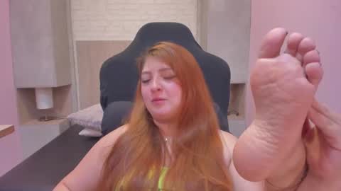 Snapshot of aprilricci chatting on 6, 7, 2026 aprilricci online show from 6, 7, 2026