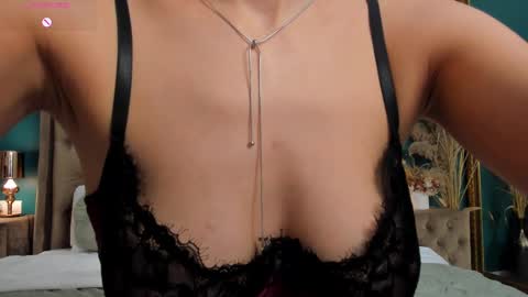 Snapshot of aprilwon chatting on 14, 2, 2025 April online show from 14, 2, 2025