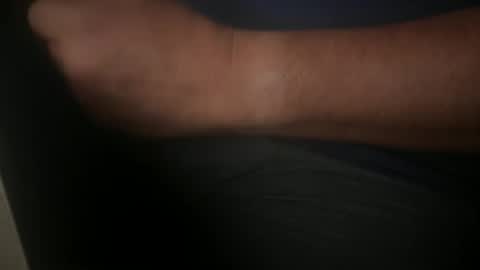 Snapshot of aq9166 chatting on 5, 2, 2025 artistry online show from 5, 2, 2025