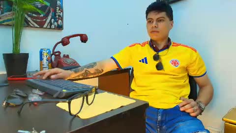 aquilestaylor online show from 7, 7, 2026