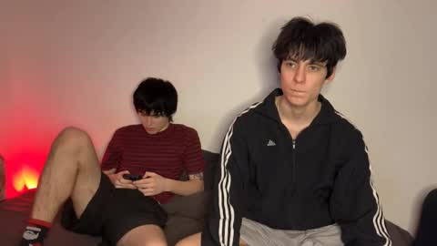 Snapshot of ar1zze chatting on 7, 1, 2026 zik and kris online show from 7, 1, 2026