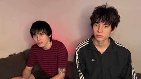 Snapshot of ar1zze chatting on 12, 1, 2026 zik and kris online show from 12, 1, 2026