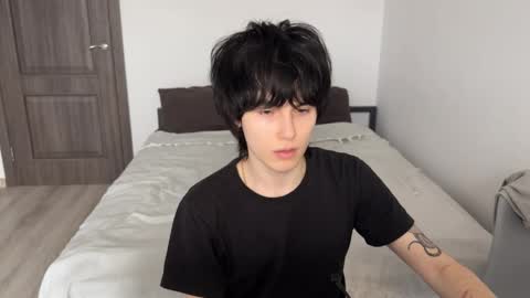 zik and kris online show from 7, 4, 2026