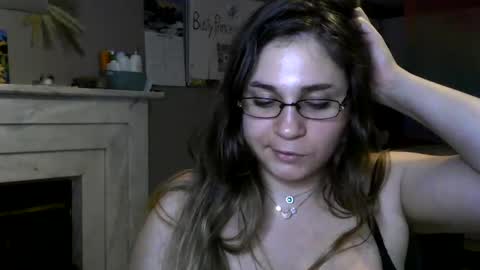 Snapshot of arabbustybeauty chatting on 18, 1, 2025 BustyPrincessLeila online show from 18, 1, 2025