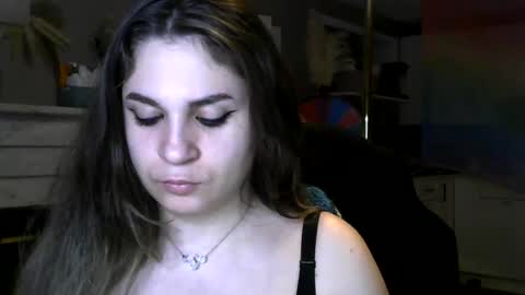 Snapshot of arabbustybeauty chatting on 22, 1, 2025 BustyPrincessLeila online show from 22, 1, 2025