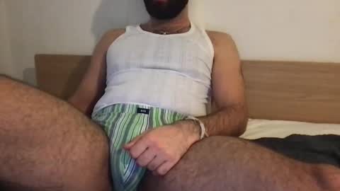Snapshot of arabeef23 chatting on 12, 10, 2025 arabeef23 online show from 12, 10, 2025