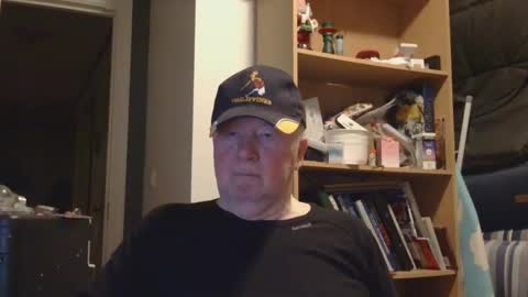 Snapshot of arcticman44 chatting on 22, 3, 2026 arcticman44 online show from 22, 3, 2026