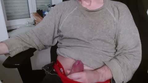Snapshot of arekusan6 chatting on 11, 3, 2025 Arek online show from 11, 3, 2025